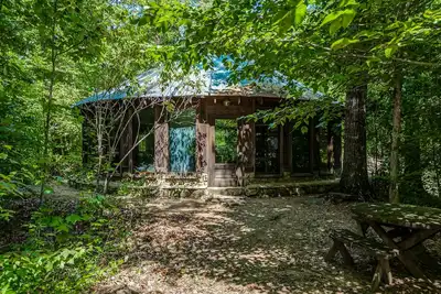 Image de Wooden Yurt at Kaluna Farm Retreat