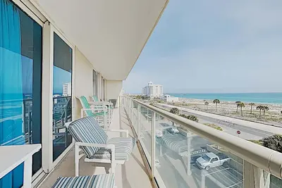 Image de Sabine Yacht & Racquet #5e | Great Water Views!