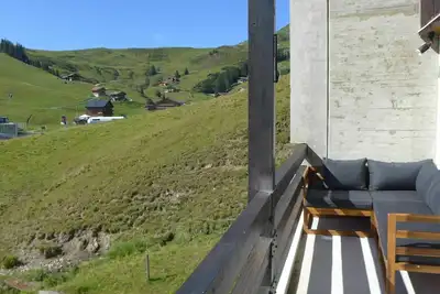 Bel appartement pour 10 personnes avec Wifi, Tv, balcon et vue panoramique