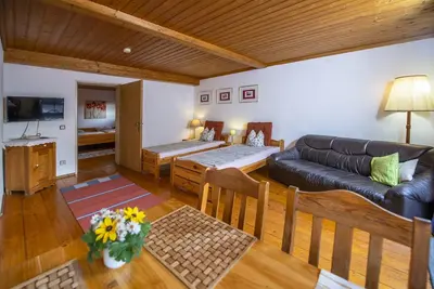 Image de Cozy vacation apartment (55sqm) with living room/bedroom and terrace