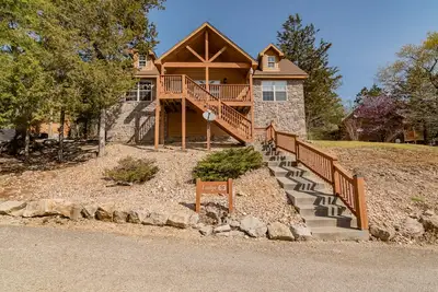 Image de Ozark Livin: Cabin Near Silver Dollar City with On-Site Golf Course, Dog Friendly, and Free WiFi!