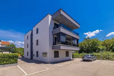 Image de Appartement moderne et de luxe Ă Njivice, Island Krk, Croatie pour 5 personnes