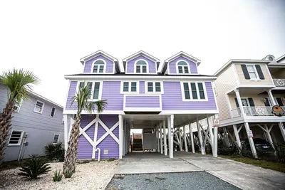 Image de Nothin But Nett - Oceanfront home