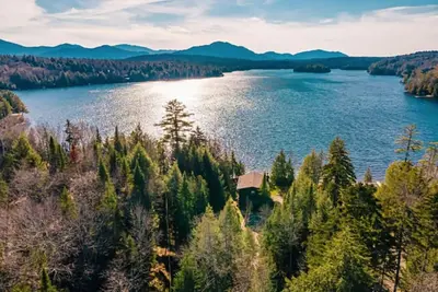 Image de Lonesome Pond Lodge - Ideal Lakeside Retreat
