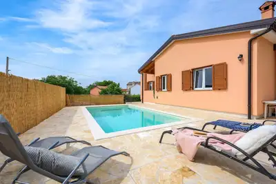 Image de Superbe maison de 2 chambres à Buje