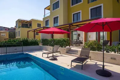 Image de Beachfront villa with private heated pool and jacuzzi