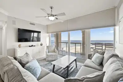 Image de 2b Gulf Front Tower 3-0902 w/Stunning Gulf Views!