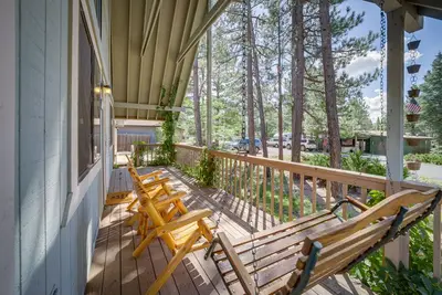 Image de Near Hiking & Fishing: Munds Park Cabin w/ Deck