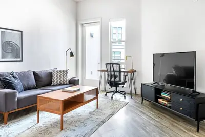 Image de Dreamy Redwood City 1br w/ W/D, Gym, Bbq, walk to Caltrain, by Blueground