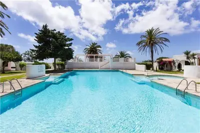 Image de Fantastique appartement de vacances \"Binisafua Playa - Apartamento 24\" près de la plage avec piscine partagée, climatisation, connexion Wi-Fi, terrasse et jardin ; parking disponible