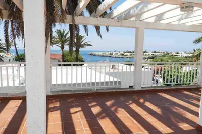 Image de Bungalow \"Binisafua Playa - 16\" près de la plage avec piscine extérieure partagée
