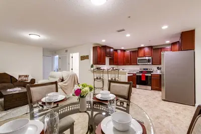 Image de Oak Street #13 |Monthly Rates |Walkable |Small Dogs Ok |Seasonal Pool |Near St Johns River & Pier