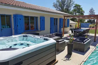 Image de Gîte indépendant avec Spa, jardin, terrain de pétanque, proche vignoble du Champagne à Colombey