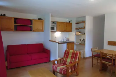 Image de Appartement cosy 2 pièces avec terrasse, proche télésièges et commerces, idéal pour 6 personnes!