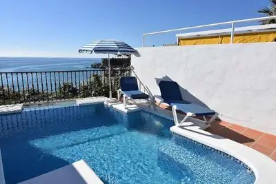 Image de Maison de vacances Nerja pour 1 - 6 personnes avec 3 chambres à coucher - Maison jumelée