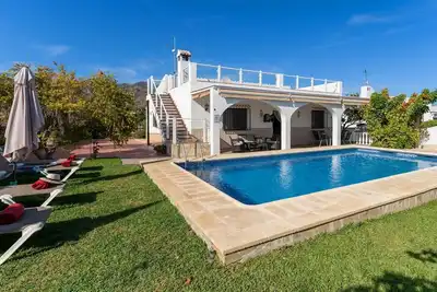 Image de Maison de vacances Nerja pour 1 - 6 personnes avec 3 chambres Ă coucher - Maison de vacances