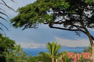 Image de Maui Kamaole #I-114 Renovated and Upgraded, Full A/C, Across from the beach