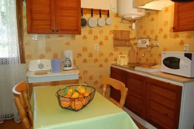 Studio pour deux avec terrasse au calme