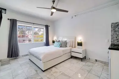 Image de Best location by the Beach! Free WiFi - Tv - All amenities
