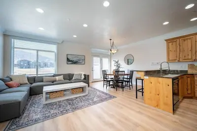 Image de Snowbasin Lakehouse | Hot Tub | Pool | Pickleball
