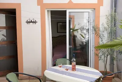 Image de Maison \"Marianne\" avec court intèrieure