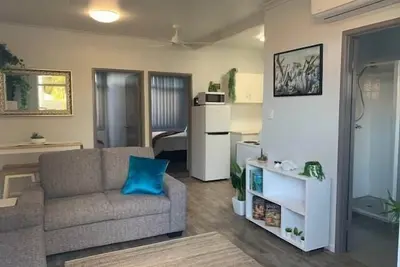 Image de Listen to the Ocean from courtyard. Wi-fi included