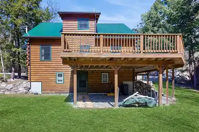 Image de Charming Log Cabin w/ Free WiFi plus a Community Pool, Tennis, & Clubhouse