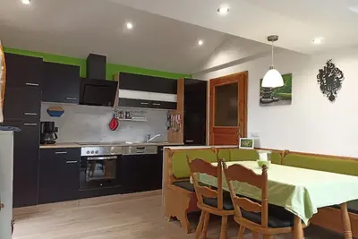 Image de 70sqm apartment with alpine view with pool, trampoline and pool table