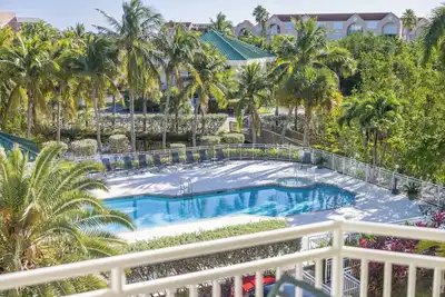 Image de Newly Updated! The Grand Cayman Suite