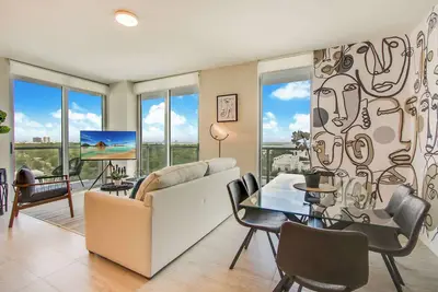 Image de Beautiful Views - Artsy 2 Bdrm Miami Apt