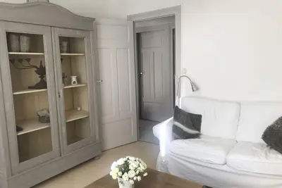 Image de Appartement 2 à 4 p et jardin en bord de rivière, en coeur de ville, proche lac