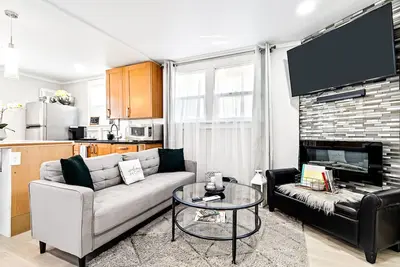 Image de Location & Luxury - Welcome to your private suite!
