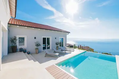 Image de Luxury Villa with private pool and sea view