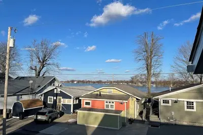 Image de The Peak of Indian Lake, Pickle Ball Court and Boat Dock!