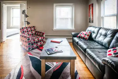 Image de Comfy 2br Apartment Steps From Forest Park, Wash U