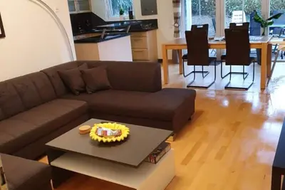 Image de Appartement de vacances Katjas Ferienwohnung avec Wi-Fi et terrasse ; parking disponible