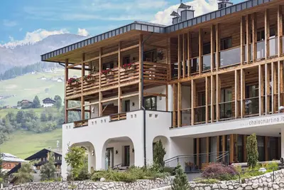 Image de Appartement de vacances Linda - Chalet Martina avec vue sur les montagnes, balcon et terrasse