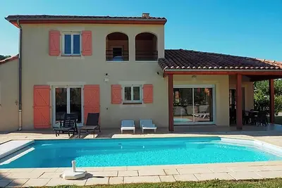Image de Villa de luxe en Ardèche | Villa Alize | 5 chambres | Piscine privée | Parfait pour les familles
