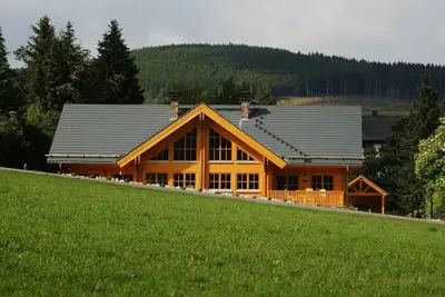 Image de Luxury log cabin, right on the K1 ski and mtb. Elevator Willingen, family friendly