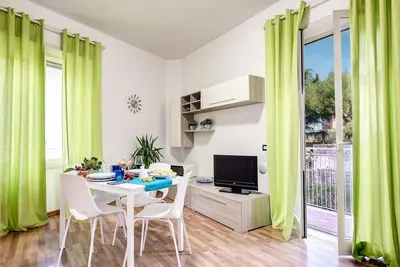 Image de Joe’s Flat 2 Modern. . .