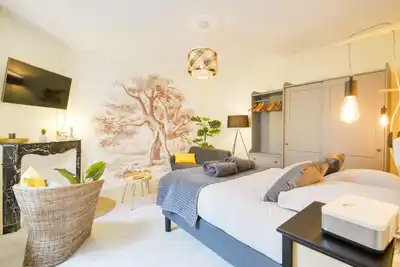 Image de Le Bailly - Apt 3 étoiles avec cour privative