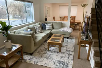 Image de Conveniently located townhome between Cottonwood Canyon’s