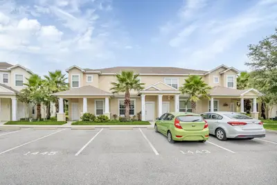 Image de Brand New 3 bed Modern Town Home On a Luxury Development Close to Disney