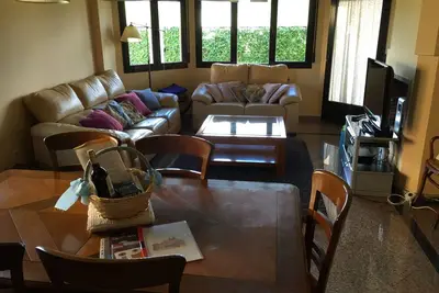 Spacious house (full rental), large terrace with views of the mountains, swimming pool