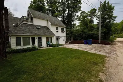 Image de Family Lake Home – Bikes, Kayaks, Game Loft, Fire Pit, & No Cleaning Fees