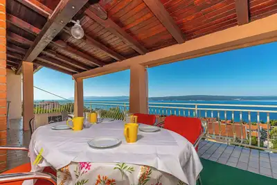 Image de Appartement de vacances avec vue sur la mer et air conditionné
