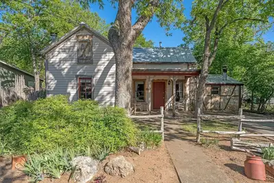 Image de Bowie Cottage | Hot Tub | 2 Fireplaces