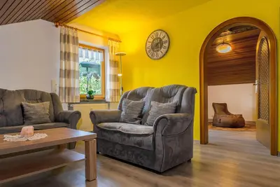 Image de Cozy vacation apartment with balcony