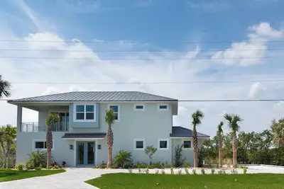 Image de Riverfront Oasis | Ocean Views + Rocket Launch Views | Steps from Car-Free Beach | 6090t