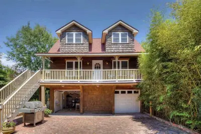 Image de Private getaway. Carriage House